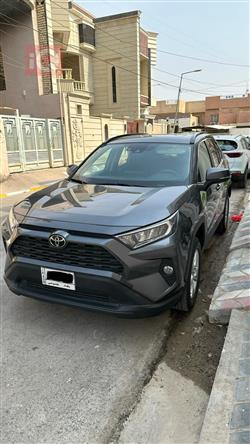 تۆیۆتا ڕاڤ 4